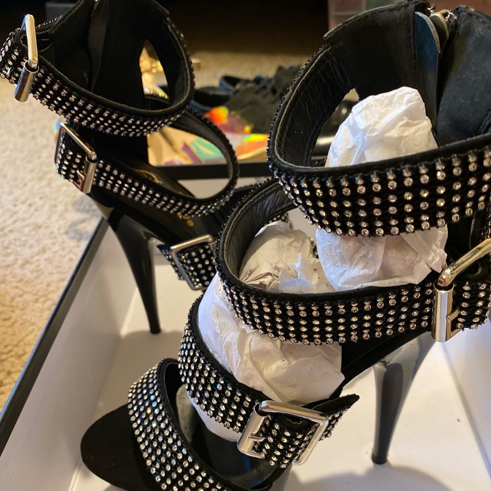 NWT Pleaser 6” platform heels black rhinestones size 6
